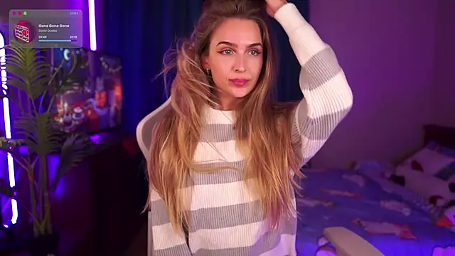 Snapshot of Kamila_icee chatting on October 16, 2025, 6:27 pm Kamila icee online show from October 16, 2025, 6:27 pm