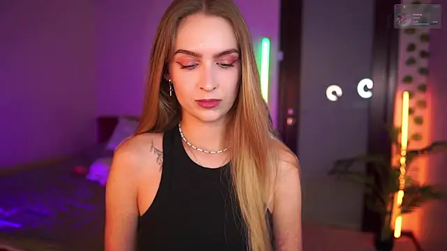 Snapshot of Kamila_icee chatting on September 25, 2025, 7:09 pm Kamila icee online show from September 25, 2025, 7:09 pm