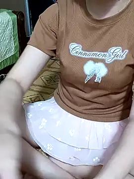 Ngocnhi2k online show from January 7, 2025, 2:53 am