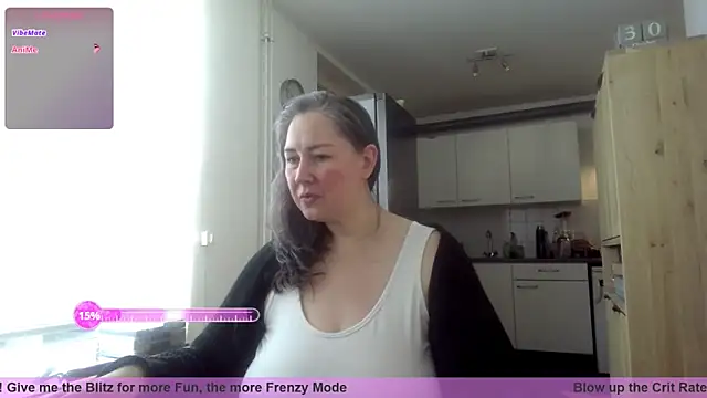 MilfGina online show from October 30, 2025, 8:45 am