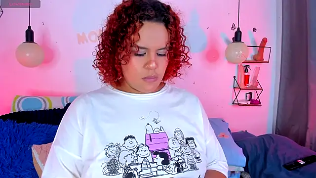 monicabbw  online show from November 23, 2025, 2:54 am