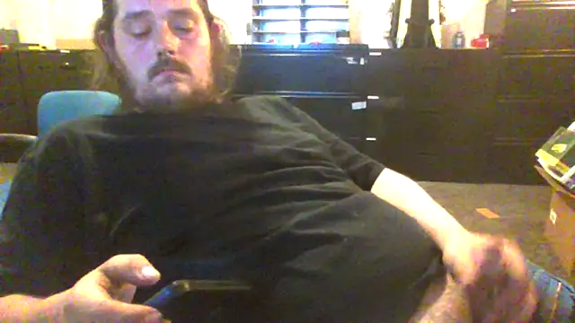 Snapshot of daddysmalldick502 chatting on May 30, 2026, 4:23 pm daddysmalldick502 online show from May 30, 2026, 4:23 pm