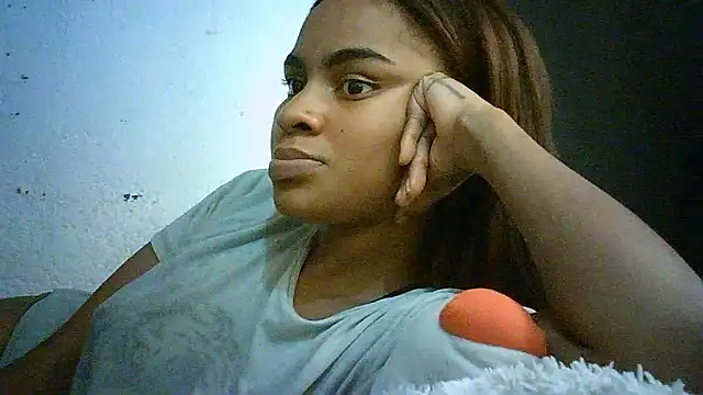 Snapshot of Bellabeltrann chatting on September 13, 2025, 4:01 am Bellabeltrann online show from September 13, 2025, 4:01 am