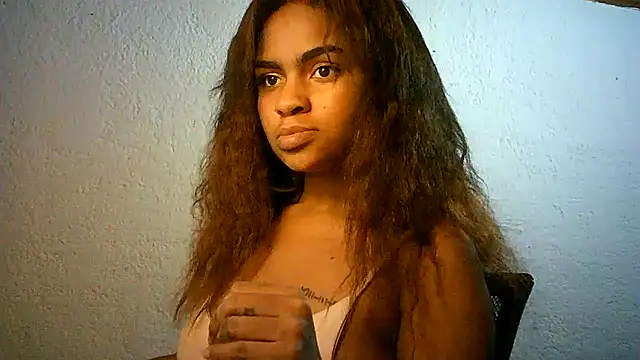 Snapshot of Bellabeltrann chatting on February 5, 2025, 10:19 am Bellabeltrann online show from February 5, 2025, 10:19 am