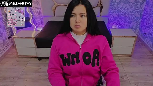 Mellani tay online show from November 16, 2025, 3:33 am