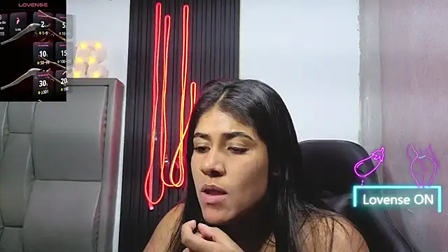 Rubi boobs  online show from May 23, 2026, 10:31 pm