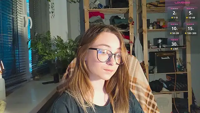 Snapshot of monlight__dana chatting on February 26, 2025, 3:32 pm monlight dana online show from February 26, 2025, 3:32 pm