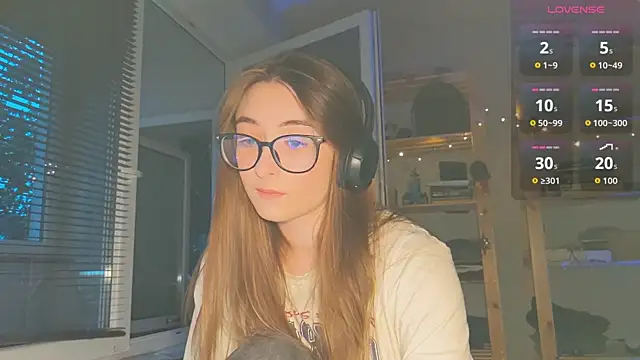 Snapshot of monlight__dana chatting on September 14, 2025, 5:02 pm monlight dana online show from September 14, 2025, 5:02 pm