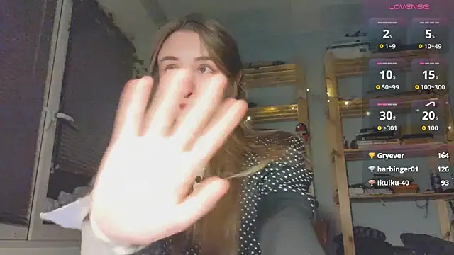 Snapshot of monlight__dana chatting on December 13, 2025, 8:04 pm monlight dana online show from December 13, 2025, 8:04 pm