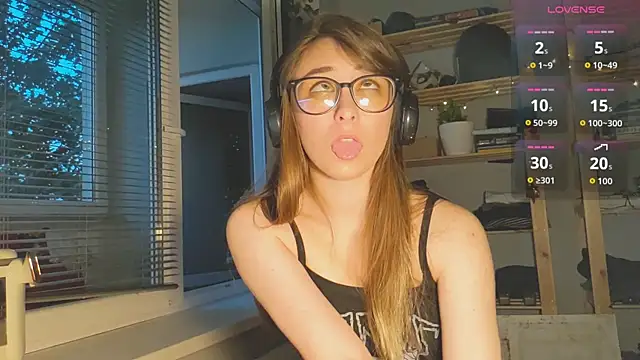 Snapshot of monlight__dana chatting on September 20, 2025, 4:56 pm monlight dana online show from September 20, 2025, 4:56 pm