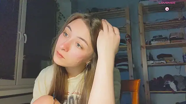 Snapshot of monlight__dana chatting on January 15, 2026, 9:18 pm monlight dana online show from January 15, 2026, 9:18 pm