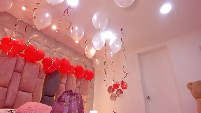 Snapshot of Charlotte_Ice1 chatting on February 20, 2026, 3:58 pm Charlotte Ice1 online show from February 20, 2026, 3:58 pm