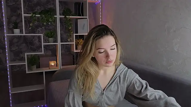 flawless angell online show from November 13, 2025, 10:24 pm