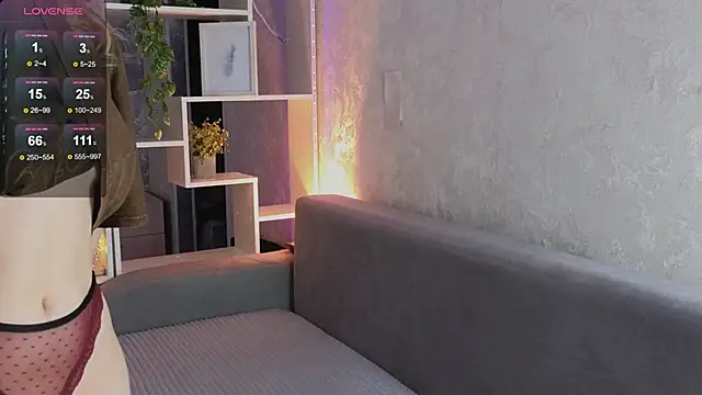 flawless angell online show from December 1, 2025, 9:54 am