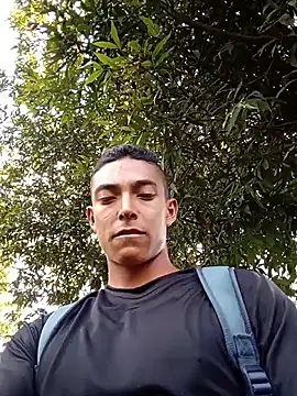 Snapshot of Demiansteven2 chatting on October 4, 2025, 6:09 pm Demiansteven2 online show from October 4, 2025, 6:09 pm