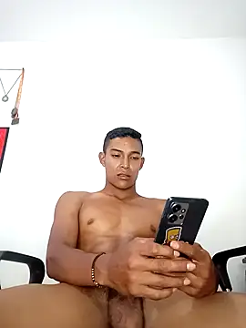 Snapshot of Demiansteven2 chatting on September 23, 2025, 6:37 pm Demiansteven2 online show from September 23, 2025, 6:37 pm