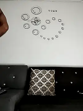 Snapshot of Demiansteven2 chatting on November 4, 2025, 7:28 pm Demiansteven2 online show from November 4, 2025, 7:28 pm