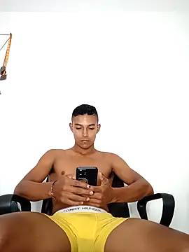 Snapshot of Demiansteven2 chatting on October 1, 2025, 3:05 pm Demiansteven2 online show from October 1, 2025, 3:05 pm