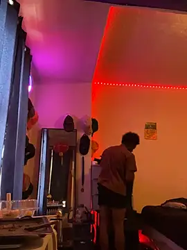 GersonGil1 online show from March 10, 2025, 6:45 pm