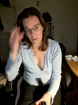 SpiceLea online show from January 25, 2025, 5:40 pm