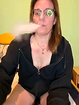 SpiceLea online show from February 5, 2026, 1:18 pm