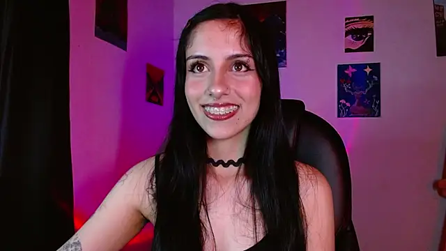 Ary Pieerce online show from April 23, 2026, 10:55 pm