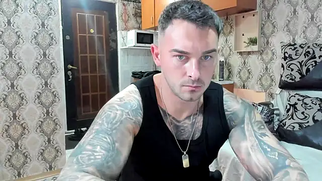 Jonmusclemaster online show from October 20, 2025, 7:58 pm