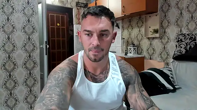 Snapshot of Jonmusclemaster chatting on September 24, 2025, 7:31 pm Jonmusclemaster online show from September 24, 2025, 7:31 pm