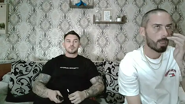 Snapshot of Jonmusclemaster chatting on March 16, 2025, 9:05 pm Jonmusclemaster online show from March 16, 2025, 9:05 pm