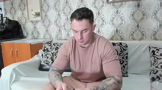 Snapshot of Jonmusclemaster chatting on March 5, 2025, 9:59 pm Jonmusclemaster online show from March 5, 2025, 9:59 pm