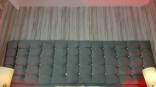 Poacahontasfg online show from November 6, 2025, 4:05 am