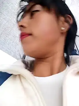  andrea30 online show from March 27, 2026, 12:06 pm