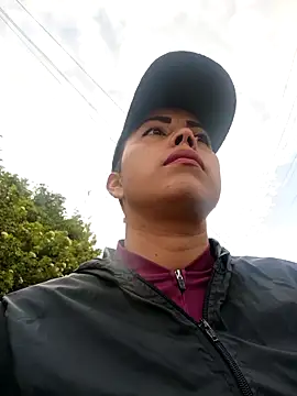 Snapshot of _andrea30 chatting on February 21, 2026, 11:45 am andrea30 online show from February 21, 2026, 11:45 am