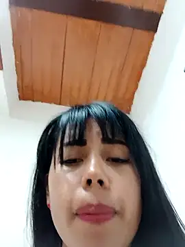 Snapshot of _andrea30 chatting on March 4, 2025, 3:48 pm andrea30 online show from March 4, 2025, 3:48 pm