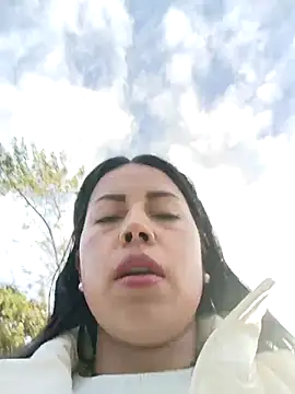 Snapshot of _andrea30 chatting on January 17, 2026, 11:47 am andrea30 online show from January 17, 2026, 11:47 am