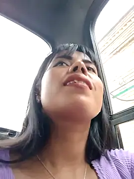 Snapshot of _andrea30 chatting on March 6, 2025, 6:48 pm andrea30 online show from March 6, 2025, 6:48 pm