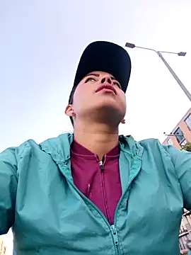 Snapshot of _andrea30 chatting on February 28, 2026, 11:54 am andrea30 online show from February 28, 2026, 11:54 am