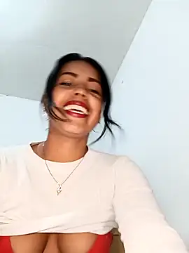 Snapshot of _andrea30 chatting on February 26, 2026, 11:32 am andrea30 online show from February 26, 2026, 11:32 am