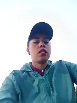 Snapshot of _andrea30 chatting on February 14, 2026, 11:10 am andrea30 online show from February 14, 2026, 11:10 am