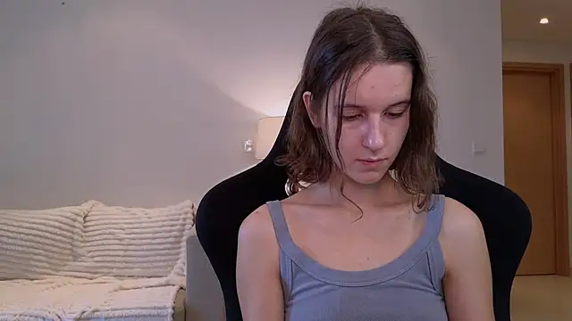 Snapshot of VanessaBayer2 chatting on December 23, 2024, 2:45 am VanessaBayer2 online show from December 23, 2024, 2:45 am