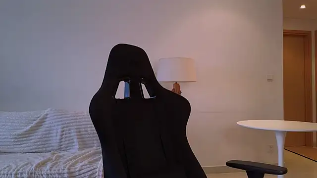 Snapshot of VanessaBayer2 chatting on December 20, 2024, 9:21 am VanessaBayer2 online show from December 20, 2024, 9:21 am