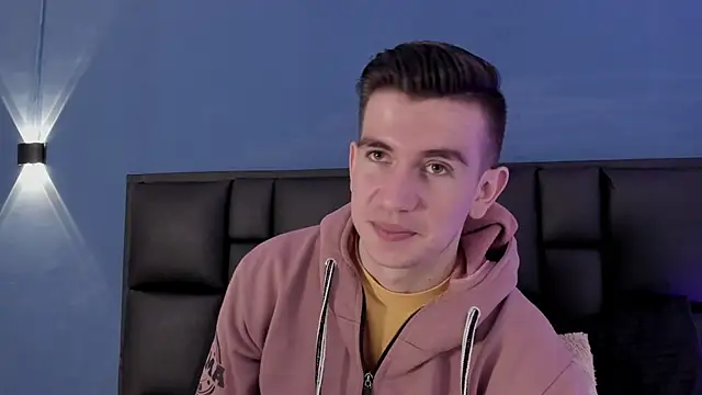 Snapshot of MikaelSlow chatting on September 9, 2025, 4:22 am MikaelSlow online show from September 9, 2025, 4:22 am