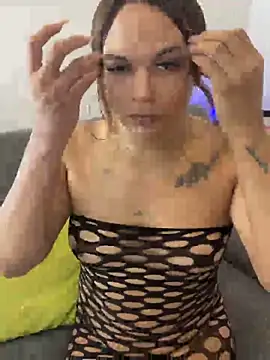 Snapshot of Samara_Hillss chatting on June 3, 2026, 1:34 pm Samara Hillss online show from June 3, 2026, 1:34 pm
