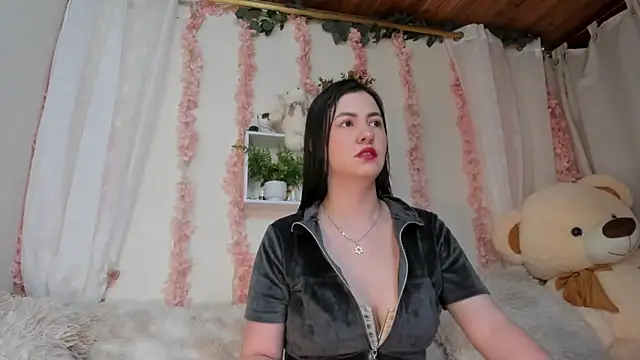 Snapshot of Idara_and_Edahi01 chatting on February 11, 2026, 8:52 pm Idara and Edahi01 online show from February 11, 2026, 8:52 pm