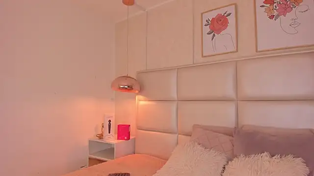 Aily Yozuko online show from November 29, 2025, 2:34 am