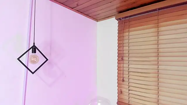 Snapshot of GENNESIS_LOVE chatting on December 21, 2025, 3:30 am GENNESIS LOVE online show from December 21, 2025, 3:30 am