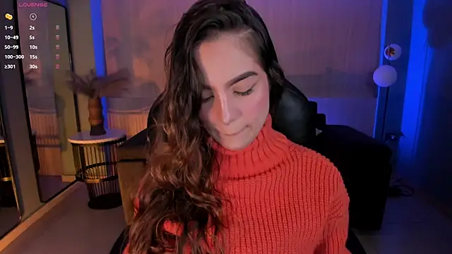 Snapshot of MarianneLane chatting on October 24, 2025, 9:03 pm MarianneLane online show from October 24, 2025, 9:03 pm