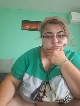 Snapshot of nikoleadina chatting on June 29, 2026, 1:44 pm nikoleadina online show from June 29, 2026, 1:44 pm