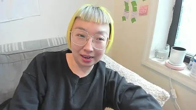 luxgray online show from March 27, 2026, 9:05 pm