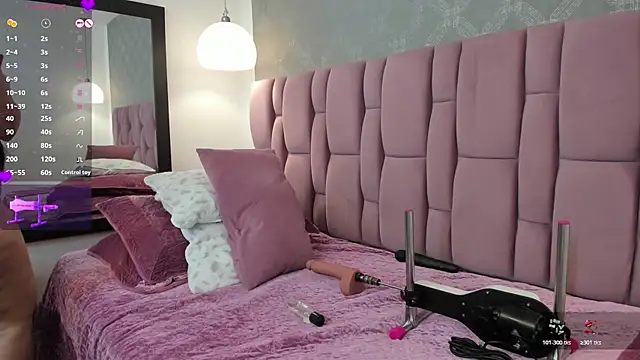 brithanyadams23 online show from April 1, 2026, 3:52 am